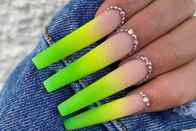 Luxury nails